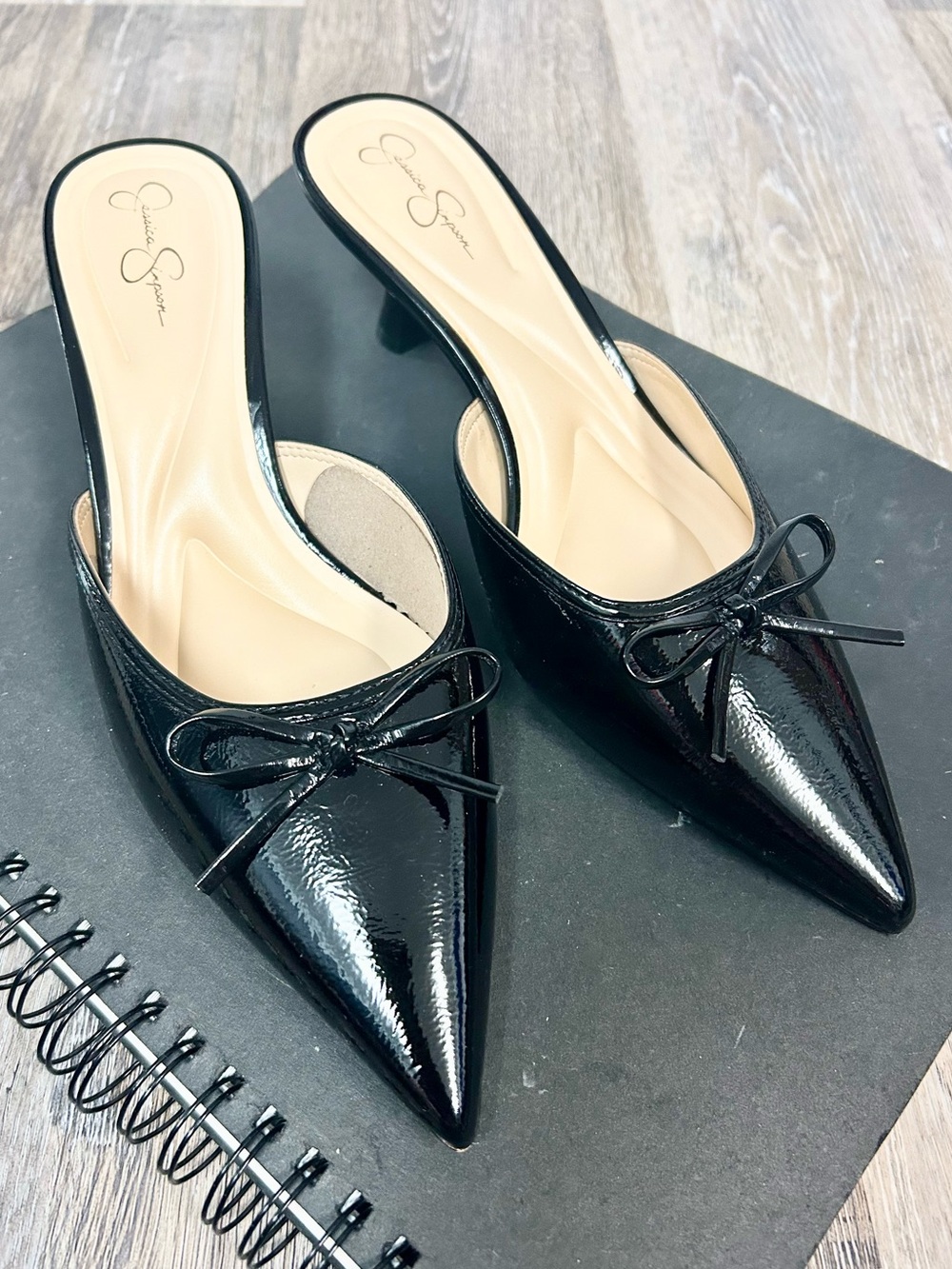 JESSICA SIMPSON 🎬 NWT Women’s Ruelynn Patent Heel with Bow - Size 9.5